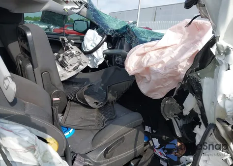 2017 Chevrolet Silverado 1500 1Lt from USA, damaged, VIN 3GCPCREC5HG261063